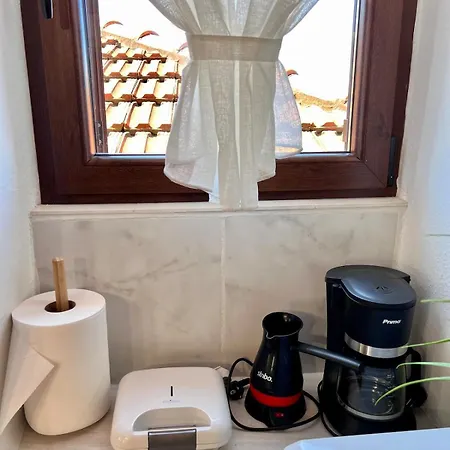 Koeni House * アルガラスティ