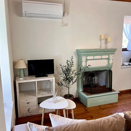 Koeni House アルガラスティ